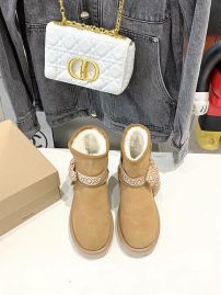 Picture of UGG Shoes Women _SKUfw148682452fw